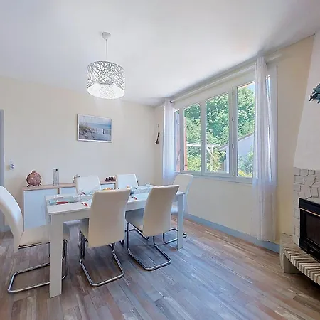 Les Hirondelles By Interhome *