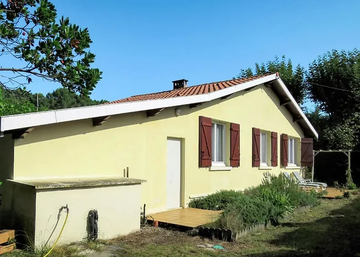 Les Hirondelles By Interhome 別荘 *